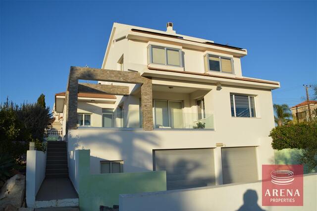 detachedHouse-4-VILLA-CYPRUS-4491.jpg