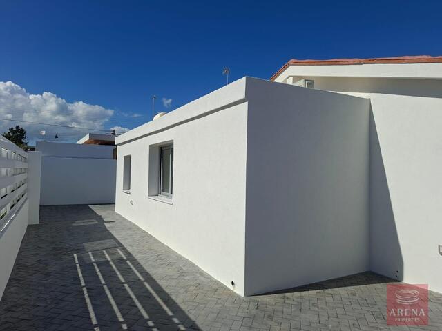 3 Bedroom Bungalow for sale in Agios Nicolaos - Fully Renovated – photo 6