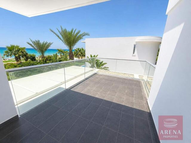 detachedHouse-6a4b70625d6ca-3.jpg