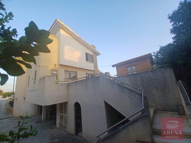 detachedHouse-15-3-BED-VILLA-IN-PYLA-7456.jpg