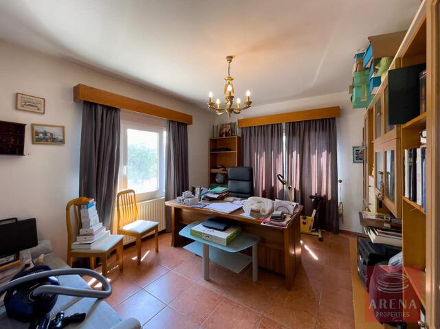 Luxury 6 Bed-Villa For Sale In Ayia Napa – photo 35