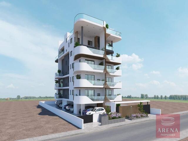 penthouse-6a43b6200e709-37.jpg