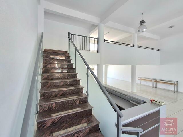 realEstateForBusiness-1-OFFICE-SPACE-FOR-RENT-9353-9.jpg