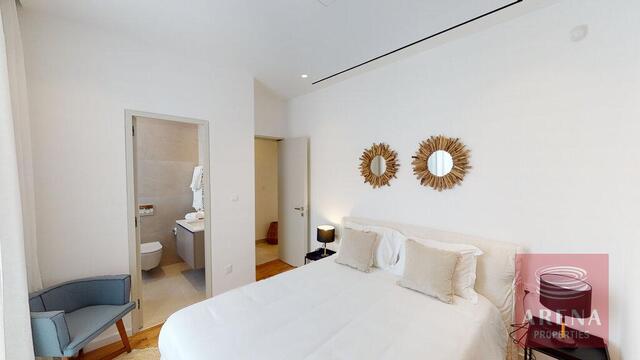 detachedHouse-14-4-BED-VILLA-IN-CAPE-GRECO-7255-1.jpg