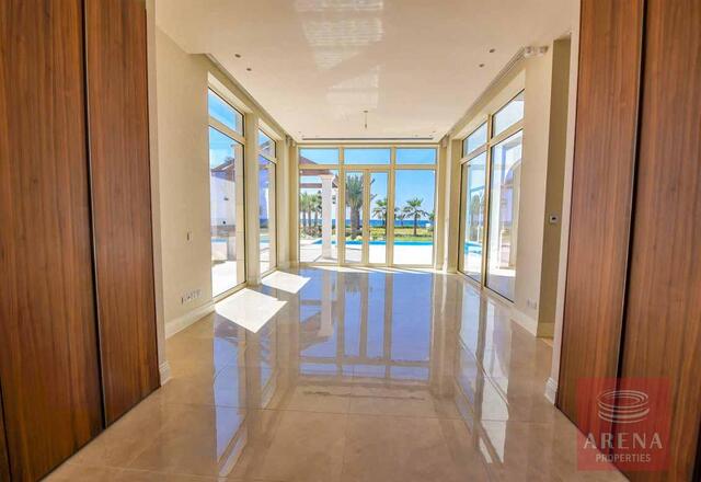 6 Bed Villa in Pervolia – photo 7