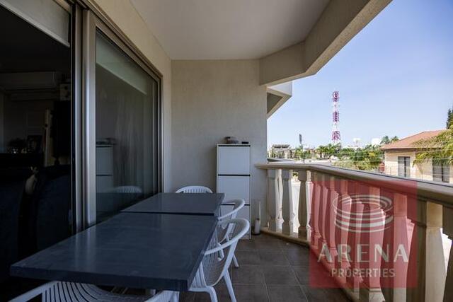 apartment-6995d296592fe.jpg