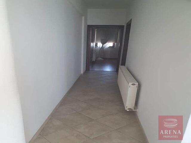 detachedHouse-6a21577385586.jpg