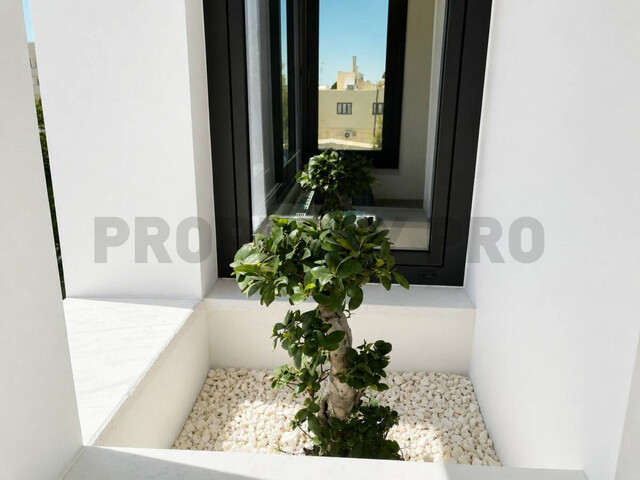 For Sale, Fully Renovated Three-Bedroom Apartment in Strovolos – photo 25