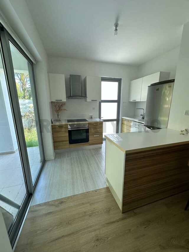 For Rent, Beautiful Two-Bedroom Ground Floor Apartment with Large Private Garden in Makedonitissa – photo 2