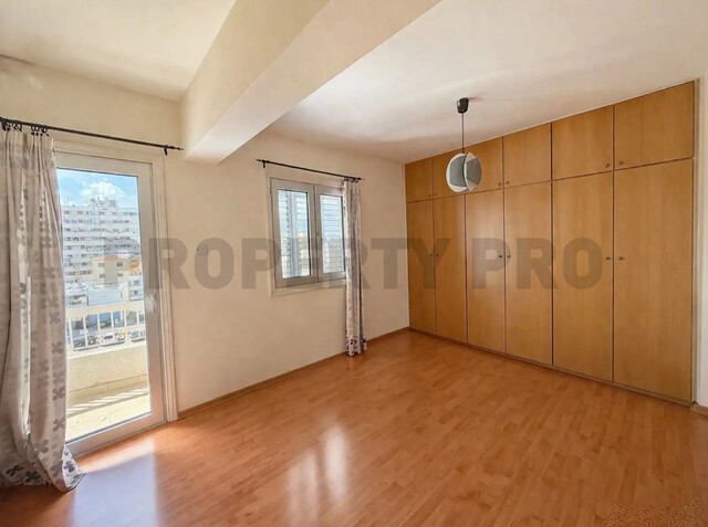 apartment-8-1.jpeg