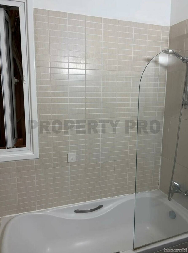 For Sale, Three-Bedroom Apartment in Agioi Omologites – photo 12