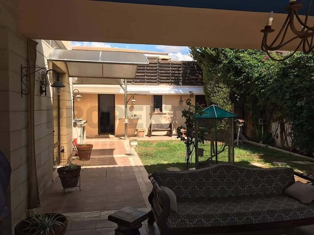 detachedHouse-IMG-7506.jpg