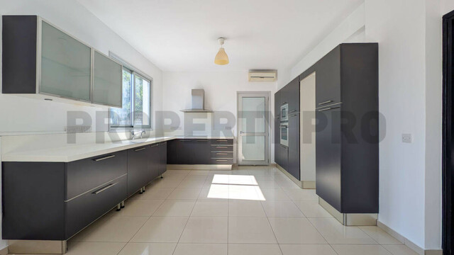 For Sale, Four-Bedroom Detached House with Attic, in Lakatamia – photo 8