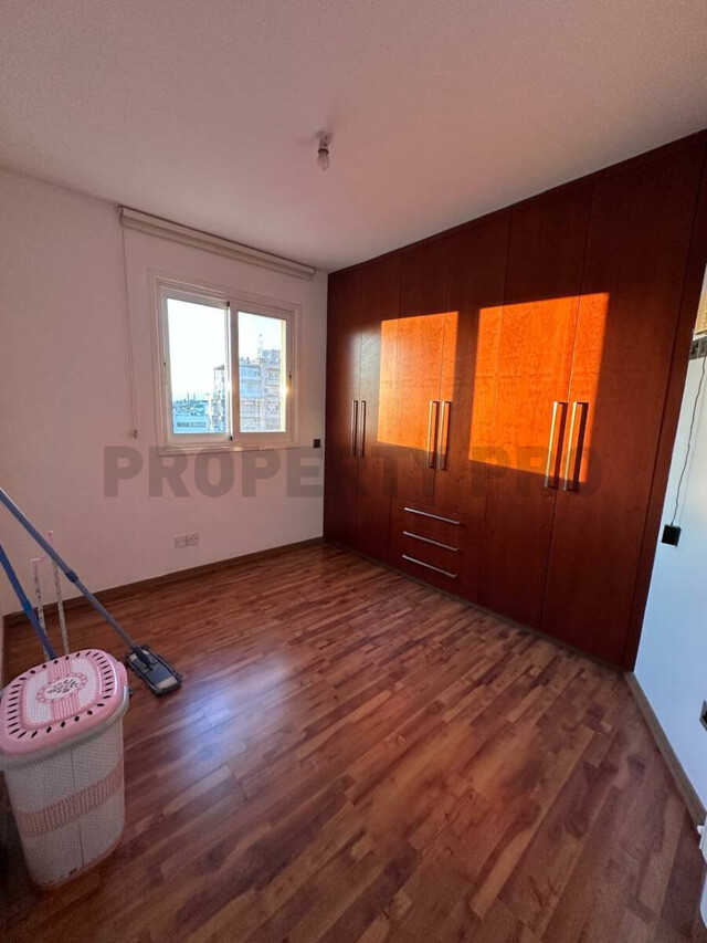 For Sale, Three-Bedroom Apartment in Central Nicosia – photo 3