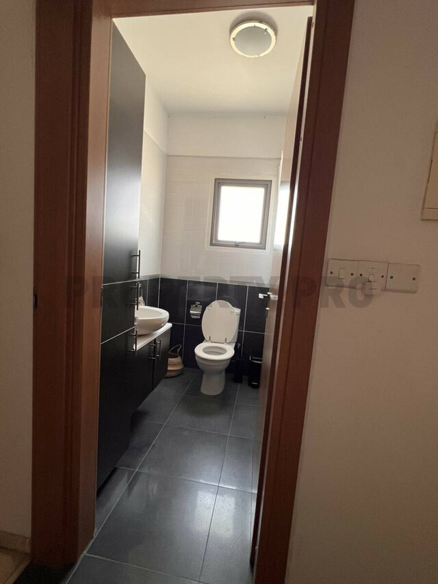 For Sale, Three-Bedroom Apartment in Pallouriotissa – photo 13