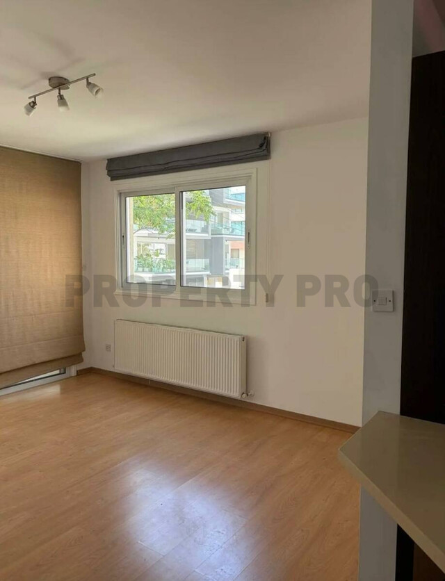 For Sale, Three-Bedroom Apartment in Agioi Omologites – photo 4
