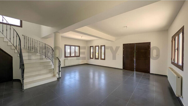 detachedHouse-0.jpg