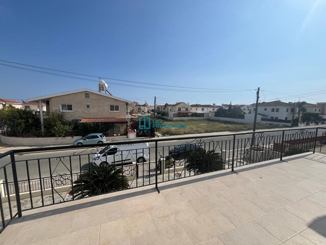 Spacious 4-Bedroom Dhekelia Road Villa with Large Plot – photo 20