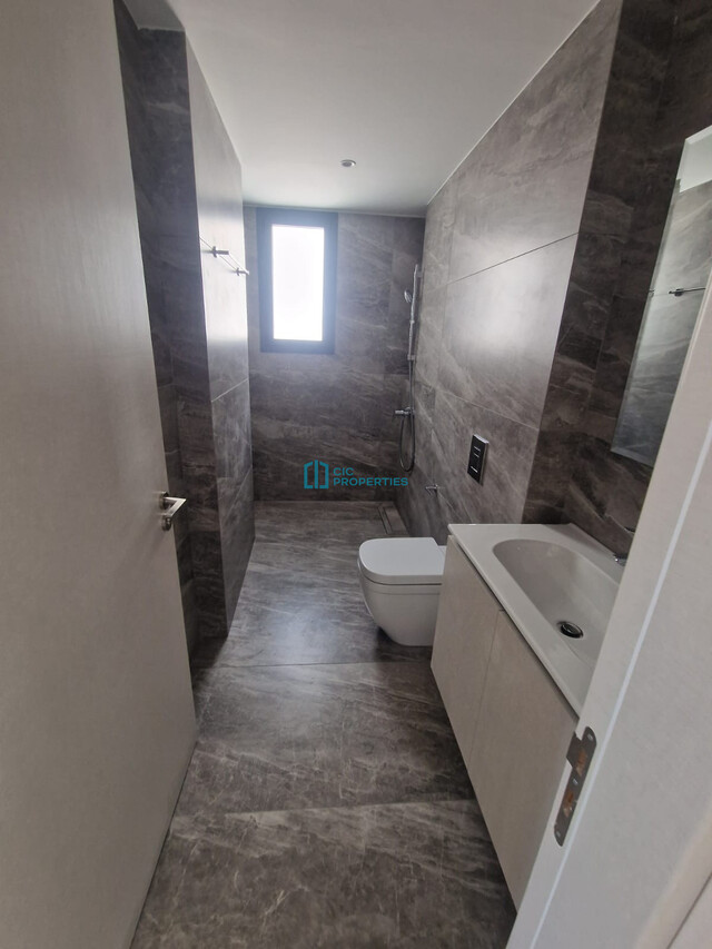 Modern Penthouse Apartment in Vibrant Kamares Area – photo 6