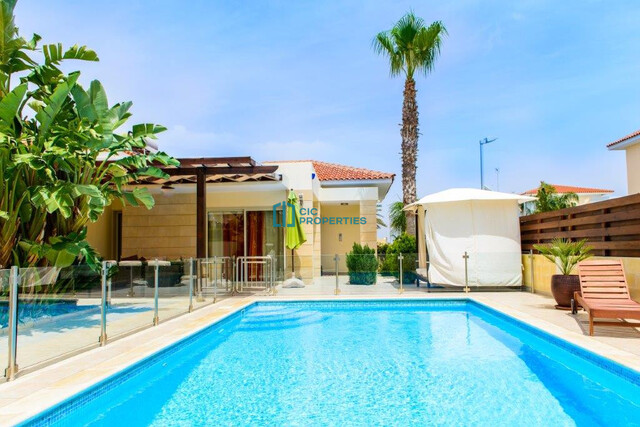 Second Line From The Beach - Fully Furnished Four Bedroom Villa with Private Pool on Dhekelia Road - Pyla Touristic Area – photo 10