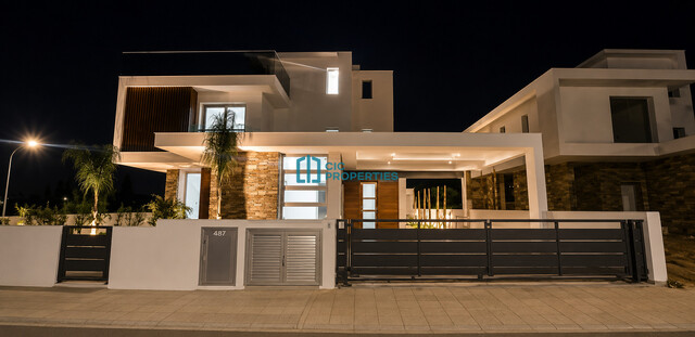 complexLiving-6a6c3bc3ed05e.jpg