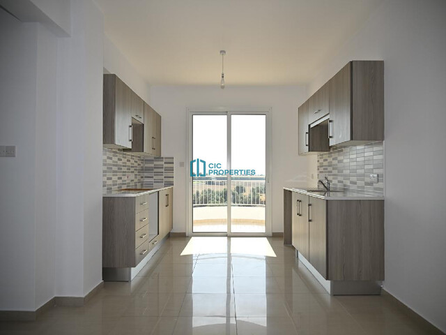 Three Bedroom Pyla Apartment with Communal Pool Access in a Gated Complex – photo 3