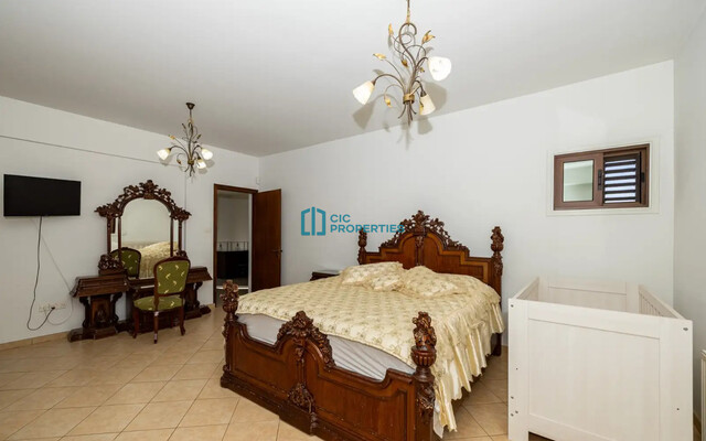 complexLiving-6a38ec105b833.jpg