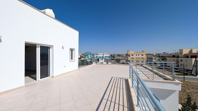 Two-Bedroom Apartment in Kamares area, Larnaca – photo 15