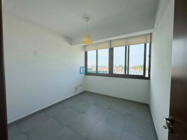 Spacious 114 m2 Office with 4 Spacious Rooms and Reception Area by Metropolis Mall, Larnaca – photo 10