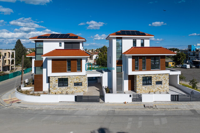 complexLiving-6a55fa76591e1.jpg