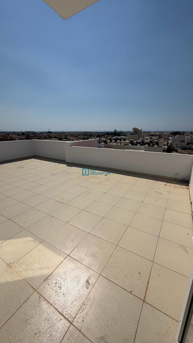 Unfurnished 2 Bedroom Penthouse Apartment in Oroklini Area of Larnaka – photo 15
