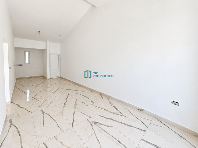 Modern 2-Bed Maisonette in Oroklini with Mountain Views – photo 2