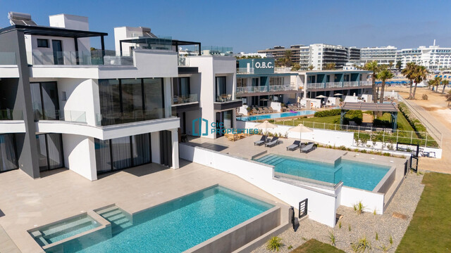 Brand New 4 Bedroom Seafront Villa in Ayia Napa with Luxury Private Swimming Pool & Roof Garden – photo 46