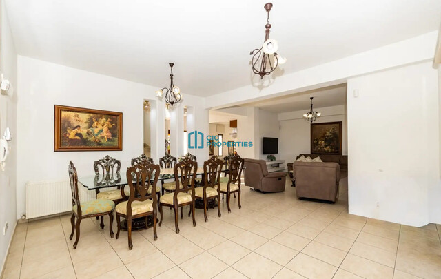 complexLiving-6a38ec105e99e.jpg