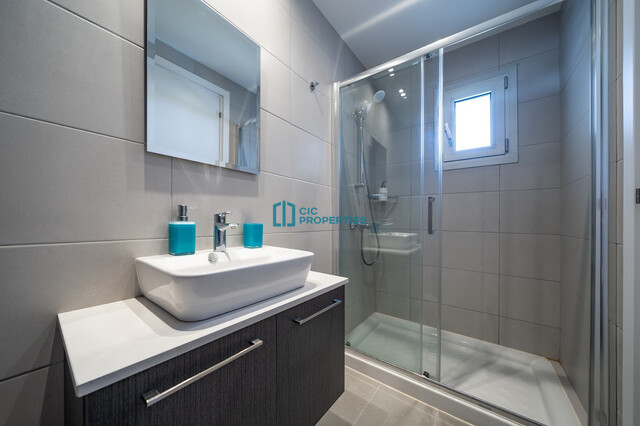 Sea View & Salt Lake View - 2 Bedroom Apartment in Makenzy Area of Larnaca - Fully Furnished & Equipped – photo 11