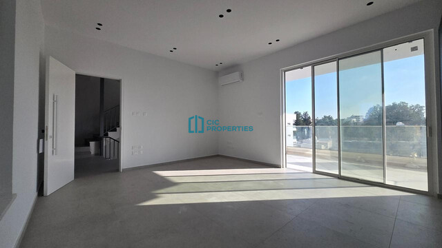 Brand NEW -  1 Room Office Space In Kamares Area  - For Rent with Easy Access to Highway – photo 1
