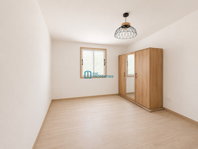 Recently Renovated Four Bedroom Bungalow in Livadia ,Larnaka Near Amenities and  City Center – photo 6