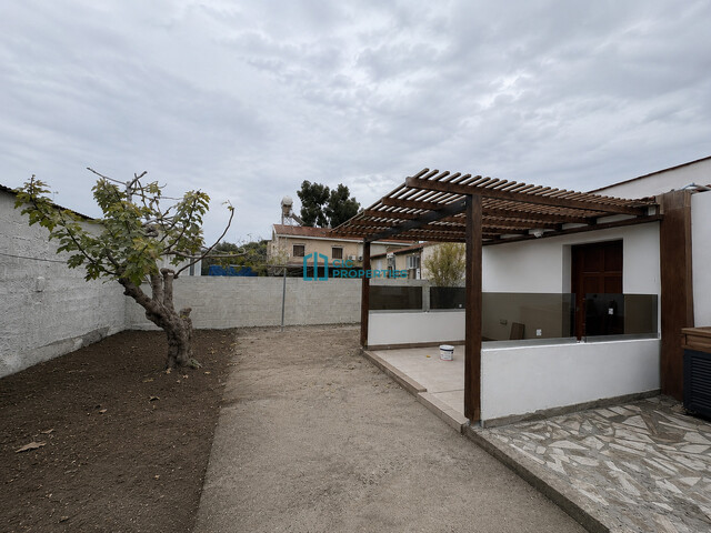 Recently Renovated Four Bedroom Bungalow in Livadia ,Larnaka Near Amenities and  City Center – photo 11