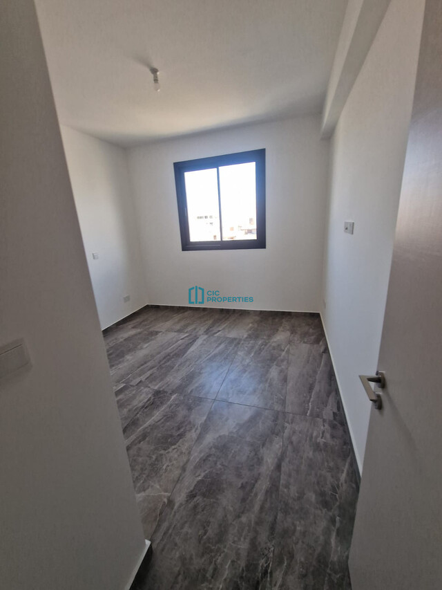 Modern Penthouse Apartment in Vibrant Kamares Area – photo 12