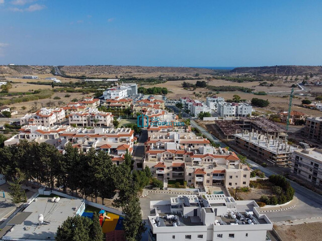 Studio Apartment with Communal Pool in Pyla - Gated Complex – photo 7
