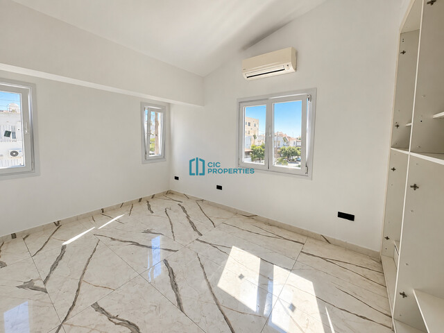 Modern 2-Bed Maisonette in Oroklini with Mountain Views – photo 4