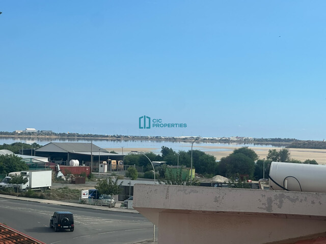 Spacious Fully Furnished and Equiped 3 Bedroom & 2 Bathrooms Apartment in Quiet Drosia Area With Salt Lake View – photo 11
