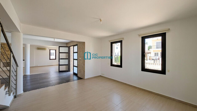 Four-Bedroom mansion in Livadia, Larnaca – photo 31