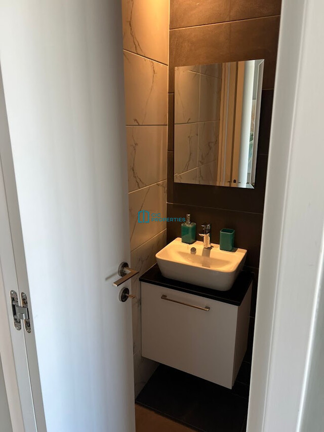 Fully Equipped -  2 Bedroom & 3 Bathroom Partially Sea View Apartment in Makenzy Area - Larnaca – photo 7