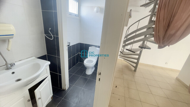 For Rent -  Ground-Floor Office/ Shop in Faneromeni Area Near Main Road – photo 2