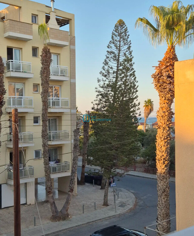 Fully Furnished 2-Bed Apartment in Makenzy - Walking Distance To The Beach - For Rent – photo 16