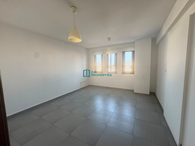 Spacious 114 m2 Office with 4 Spacious Rooms and Reception Area by Metropolis Mall, Larnaca – photo 8