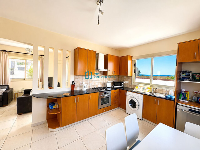 complexLiving-6a0d685bdb7fa.jpg