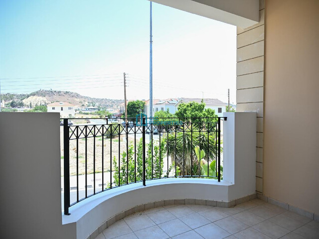 Studio Apartment with Communal Pool in Pyla - Gated Complex – photo 5