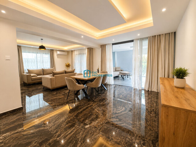 complexLiving-6a0706e1ca774.jpg